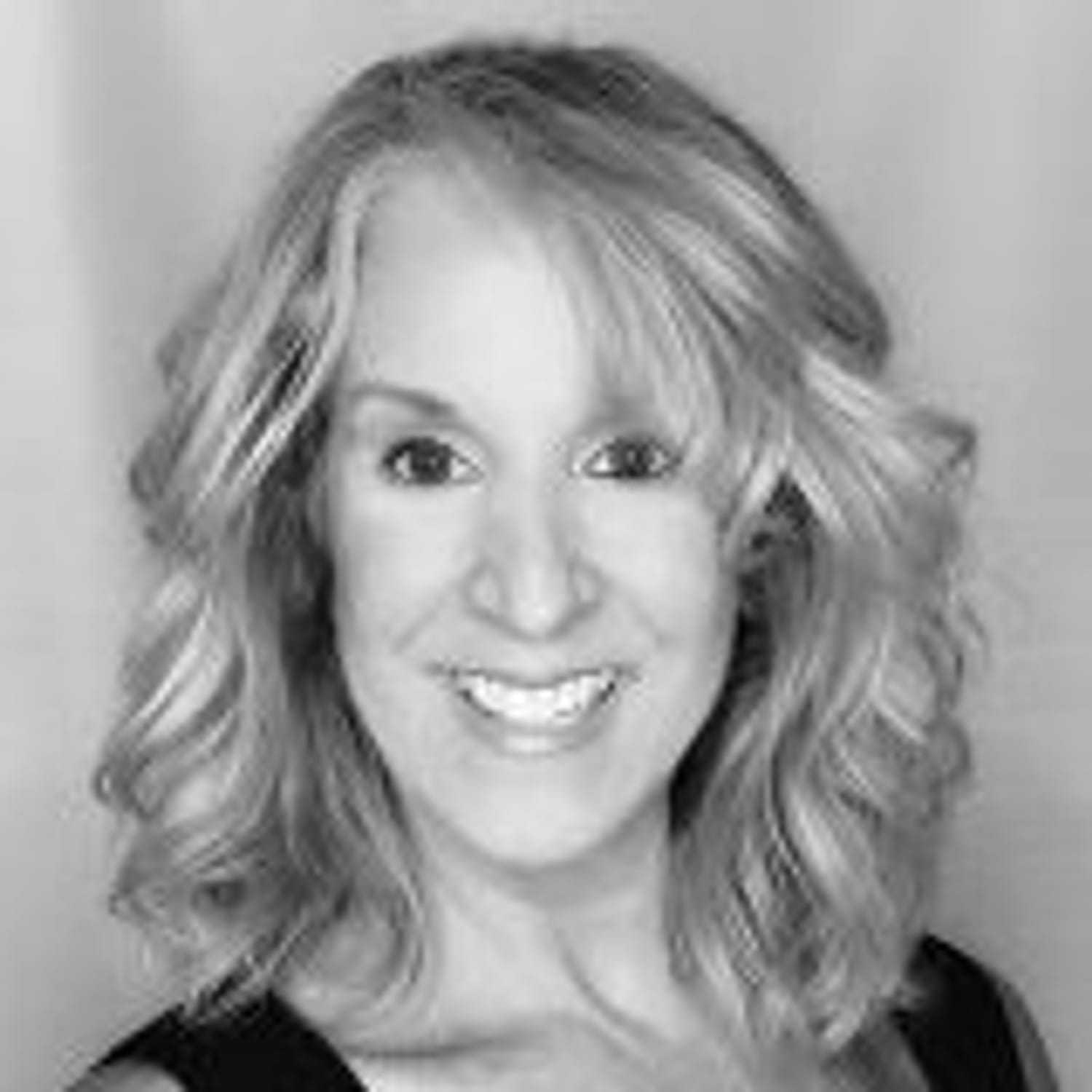 Portrait of Rachael W., a professional stylist at Cameo Salon & Spa, showcasing their expertise and style.